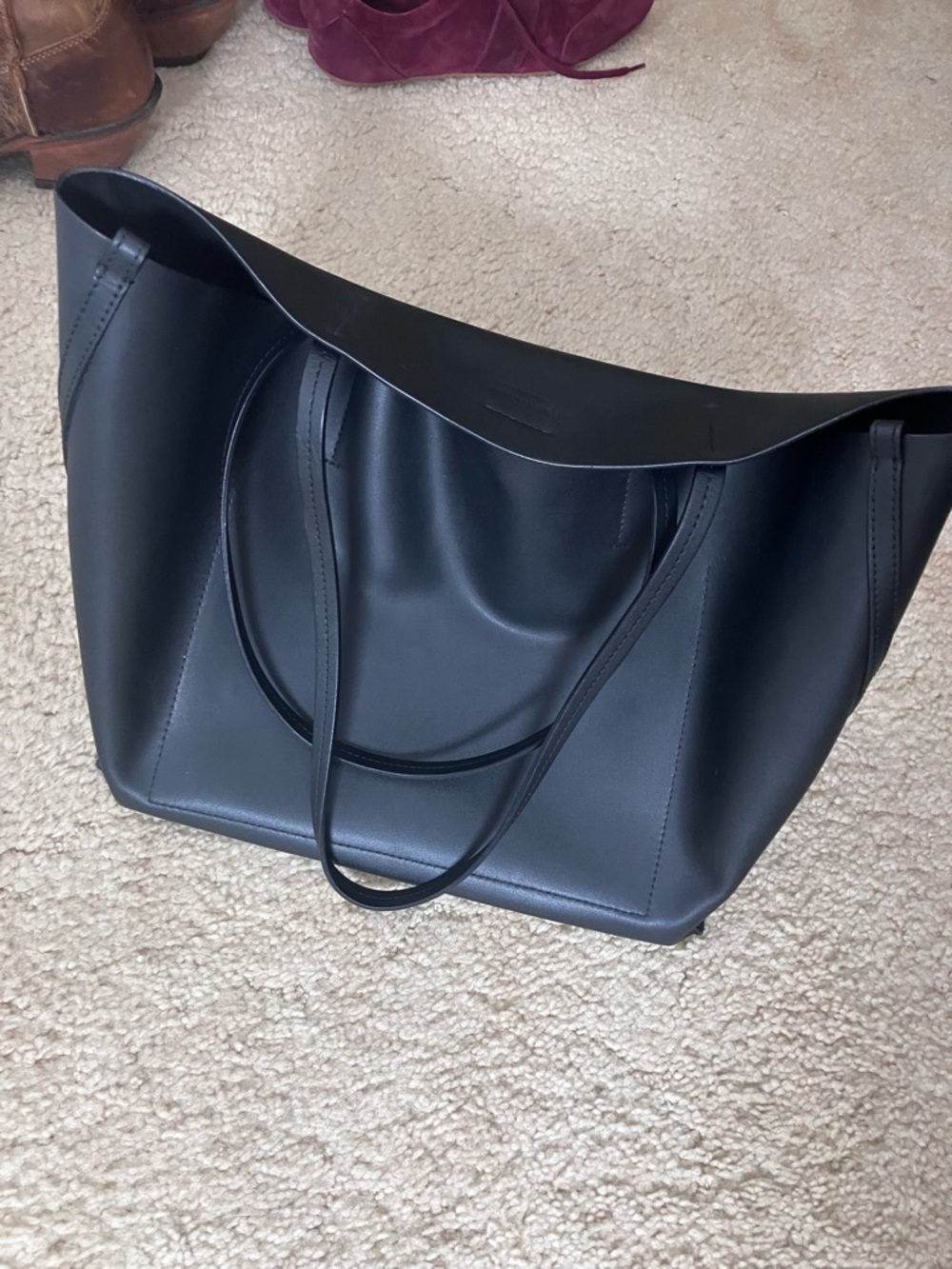 The Luxe Medium Italian Leather Tote Everlane - Picture 8 of 10
